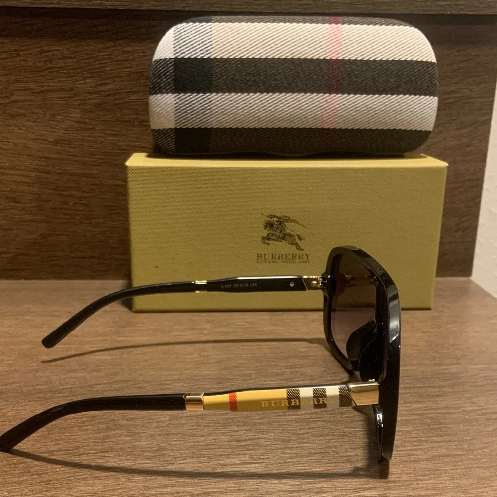 Burberry Black Sunglasses with Gold Detail - Picture 2 of 4